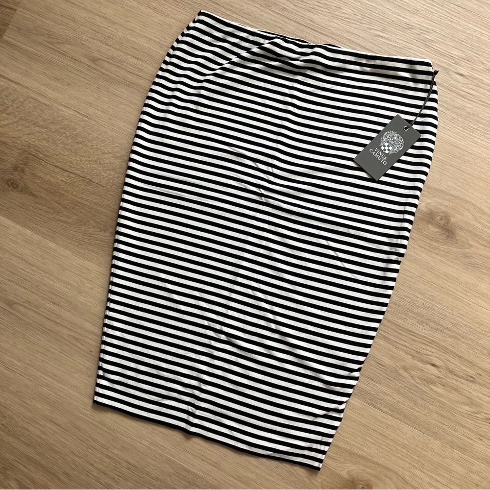 NWT PXS Vince Camuto B&W striped pencil skirt